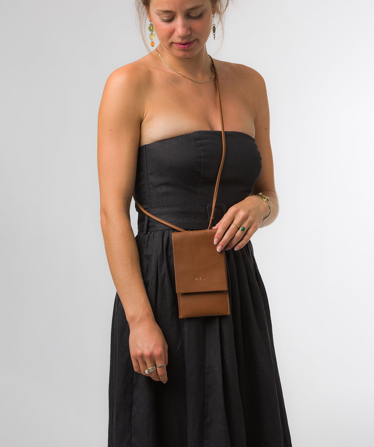 Pure Luxuries Knightsbridge Collection Bags: 'Rina' Oak Nappa Leather Cross Body Phone Bag