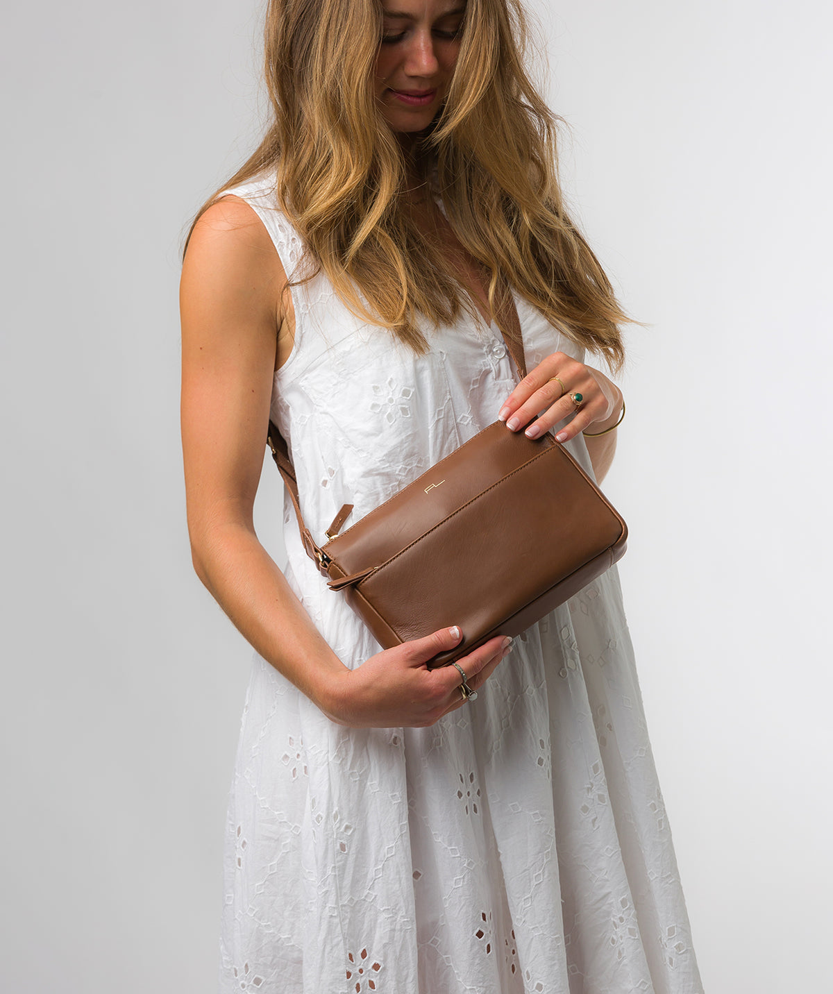 Chestnut crossbody bag best sale