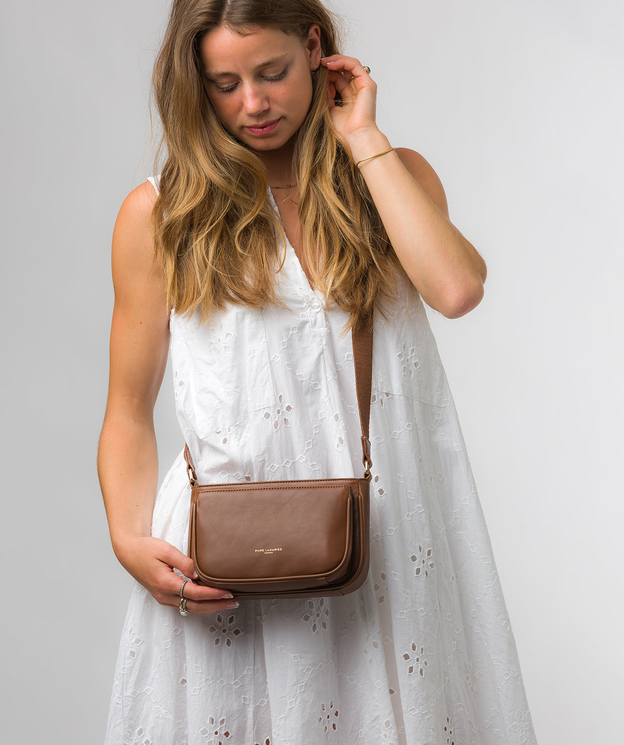 Pure Luxuries Knightsbridge Collection Bags: 'Bree' Chestnut Nappa Leather Cross Body Bag