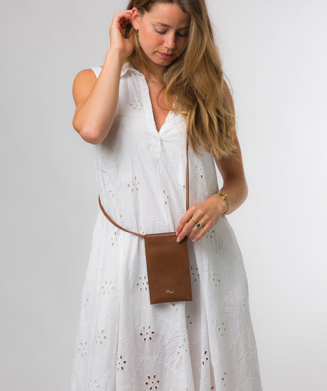 Pure Luxuries Knightsbridge Collection Bags: 'Lana' Chestnut Nappa Leather Cross Body Phone Bag