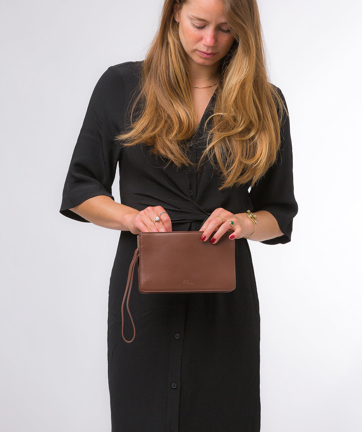 Pure Luxuries Marylebone Collection Bags: 'Layla' Dark Tan Nappa Leather Grab Clutch Bag