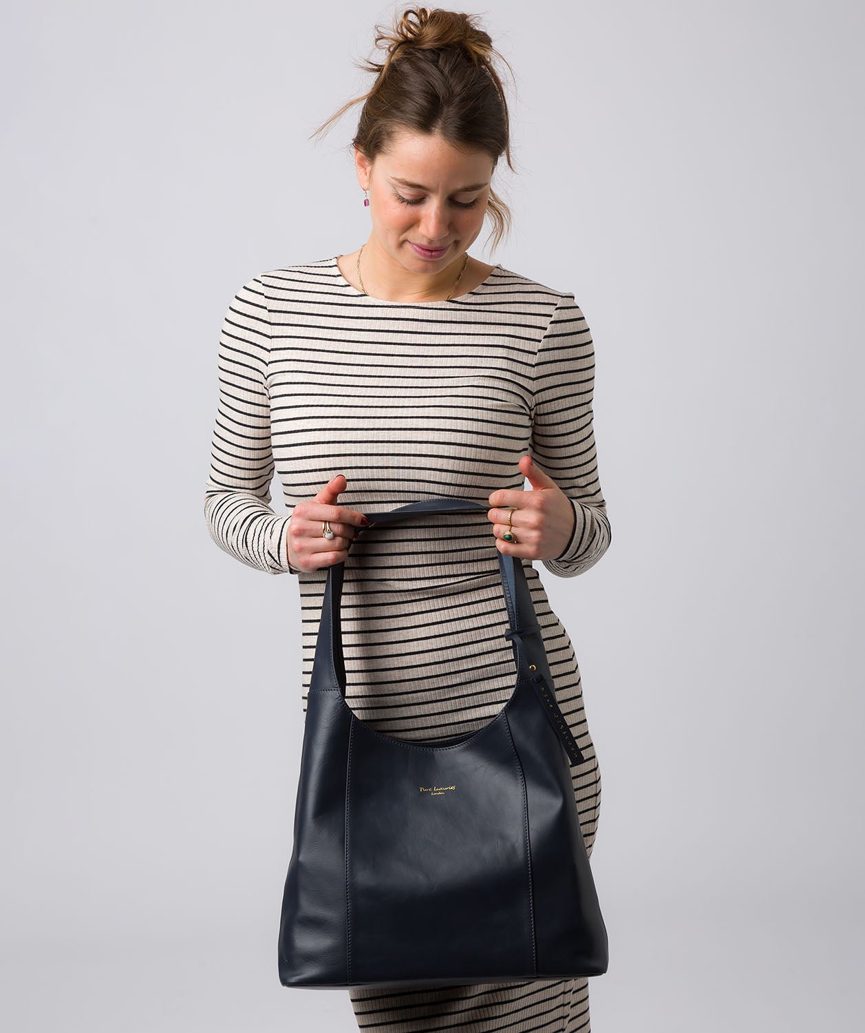 Pure Luxuries Eco Collection Bags: 'Nina' Navy Leather Shoulder Bag