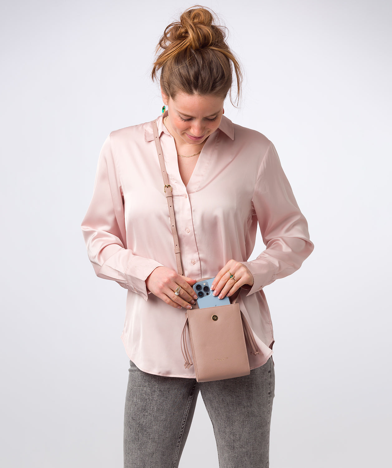 Pure Luxuries Marylebone Collection Bags: 'Kiana' Blush Pink Nappa Leather Cross Body Phone Bag