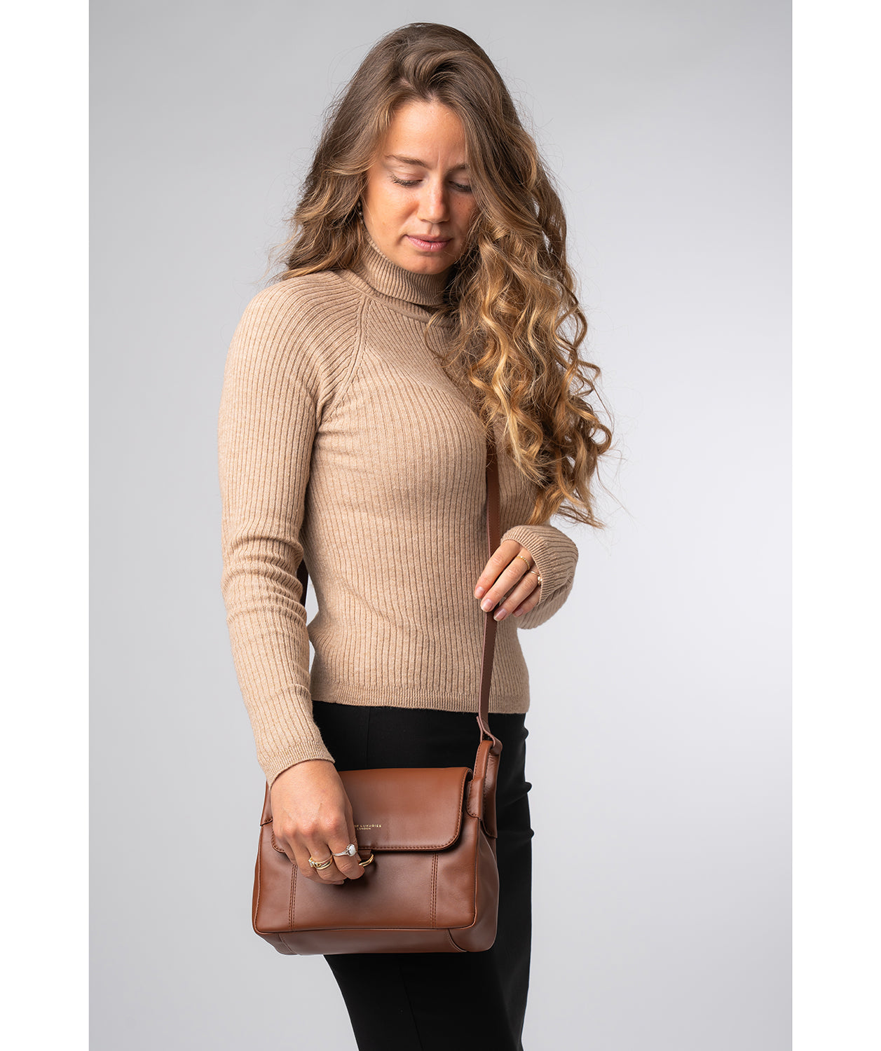 'Cassie' Caramel Leather Cross Body Bag