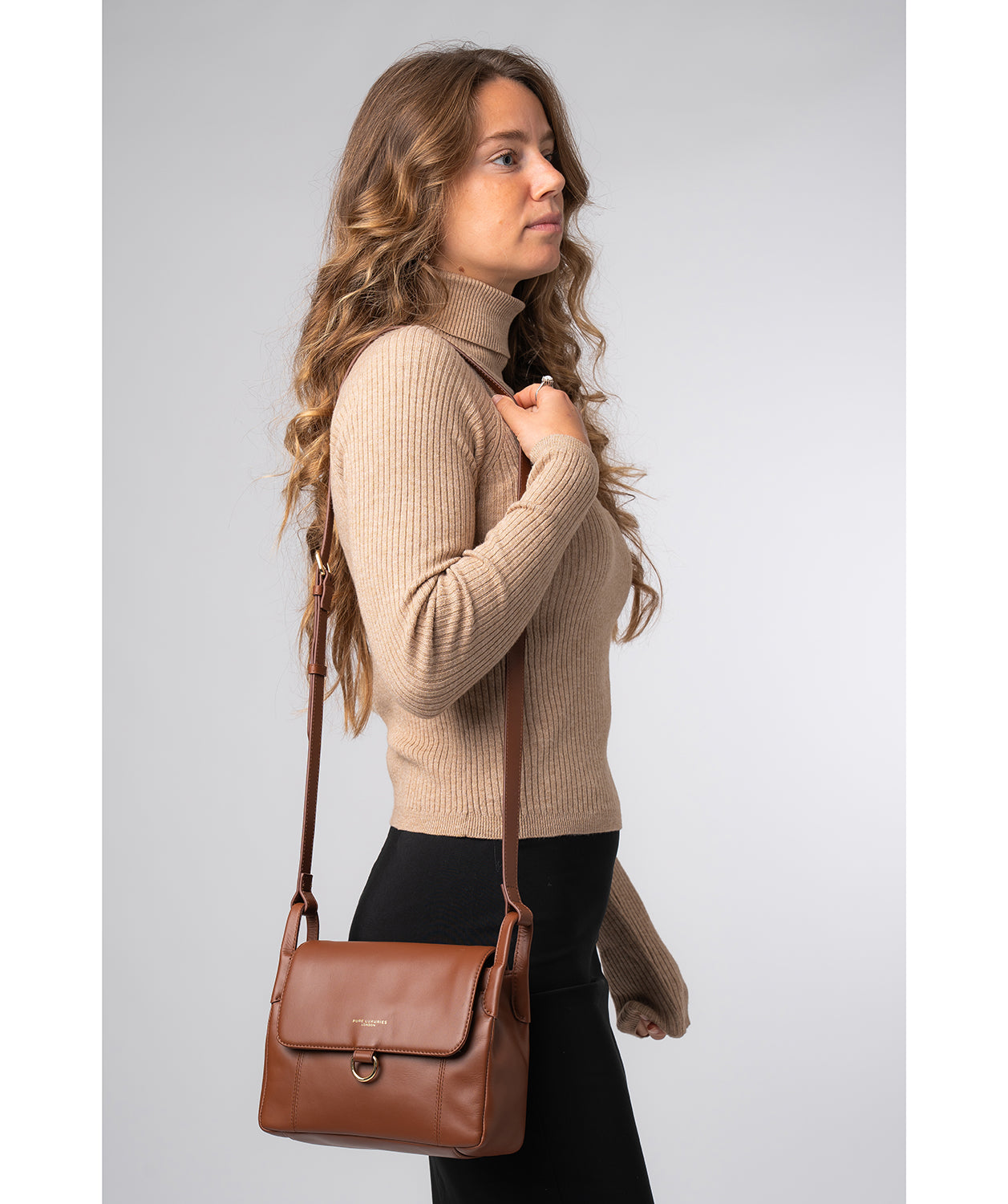 'Cassie' Caramel Leather Cross Body Bag