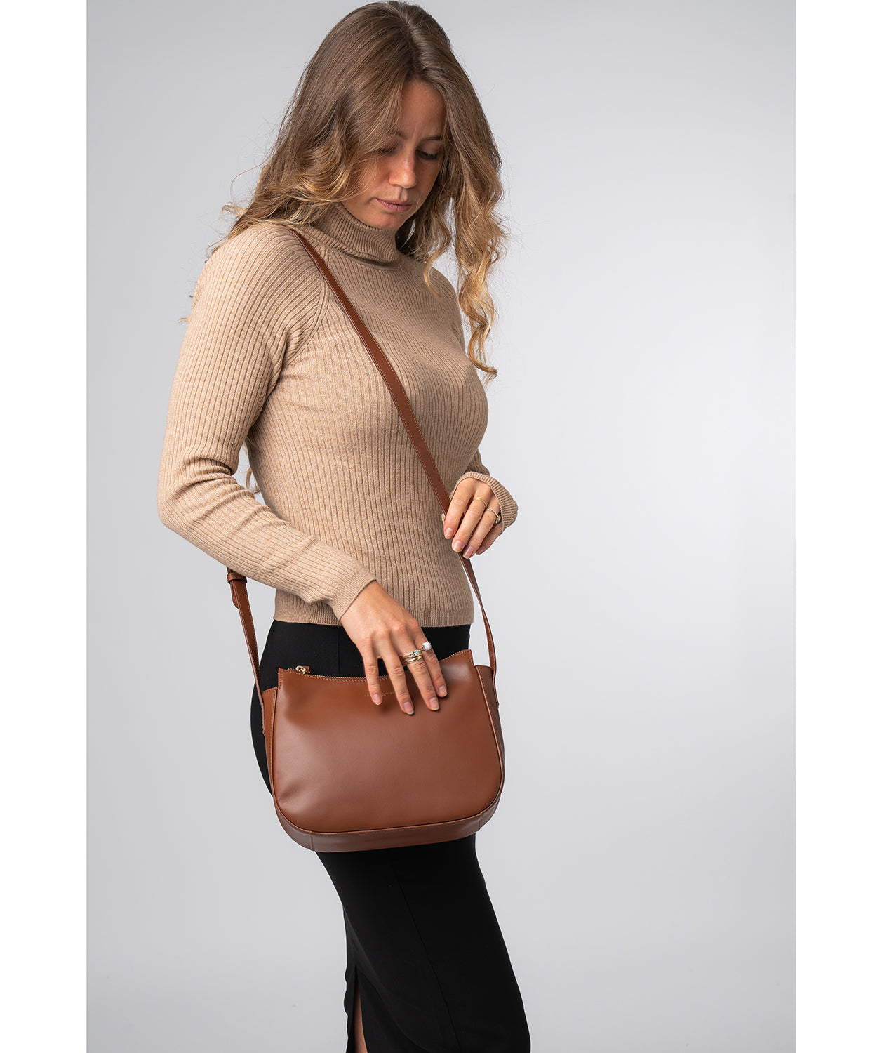 'Ashley' Caramel Leather Cross Body Bag