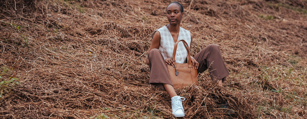 Tan Leather Shoulder Bag 'Olsen' by Cultured London – Pure Luxuries London