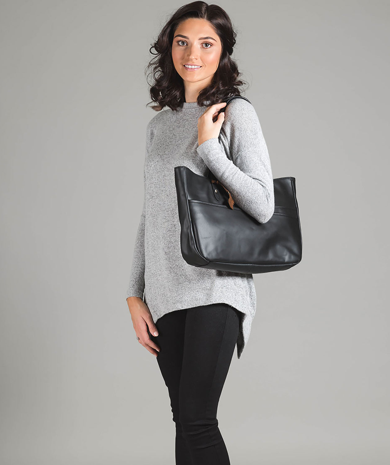 'Heron' Vintage Black Handcrafted Leather Tote Bag