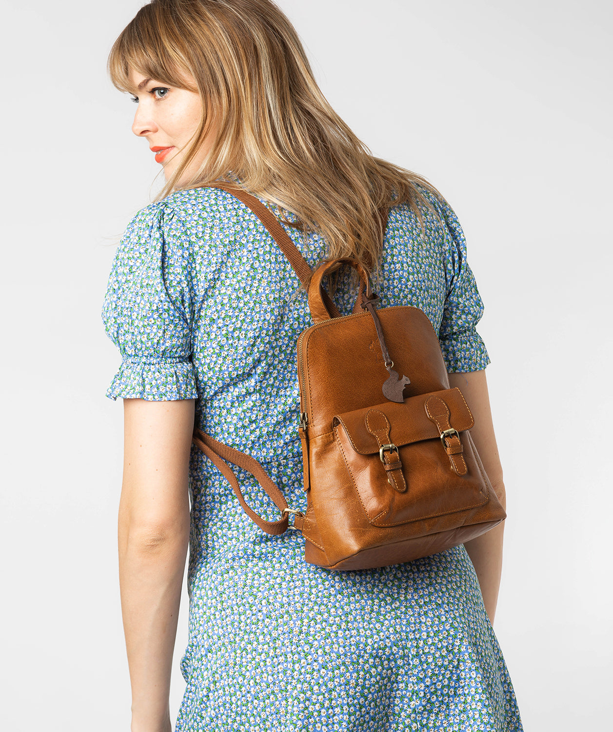 Tan leather backpack online