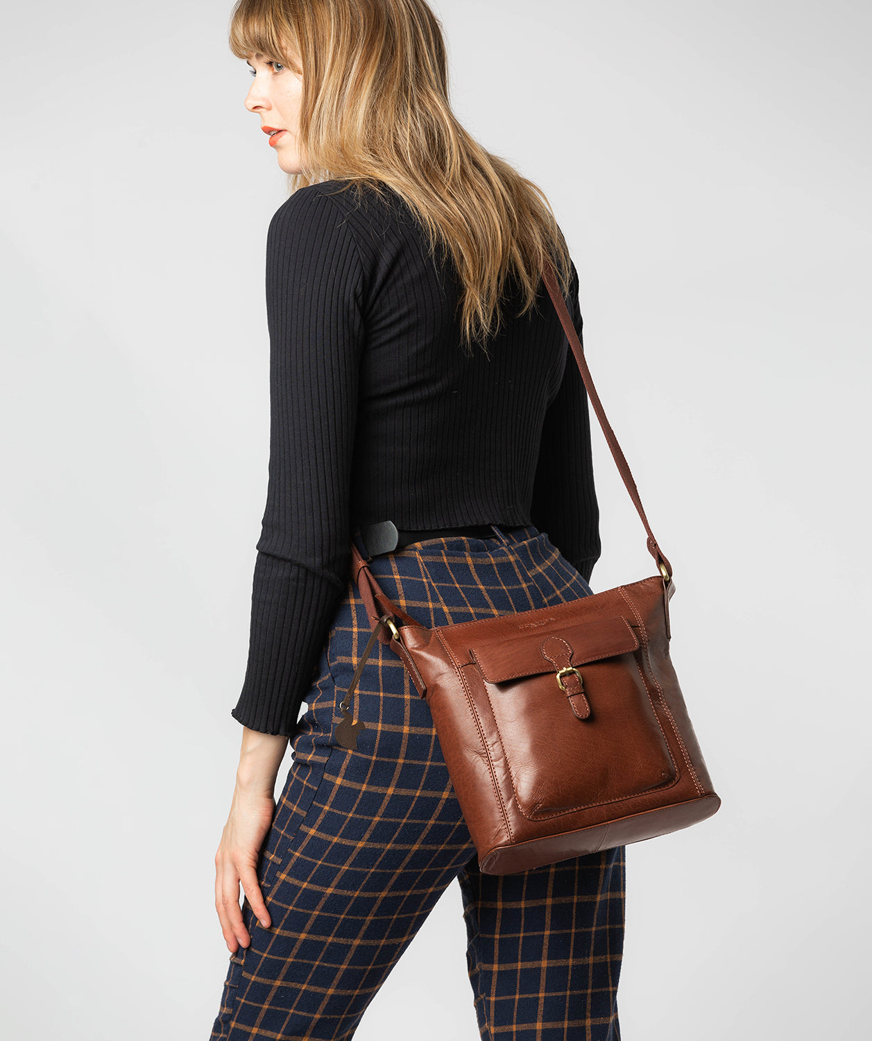 'Vonda' Conker Brown Leather Cross Body Bag