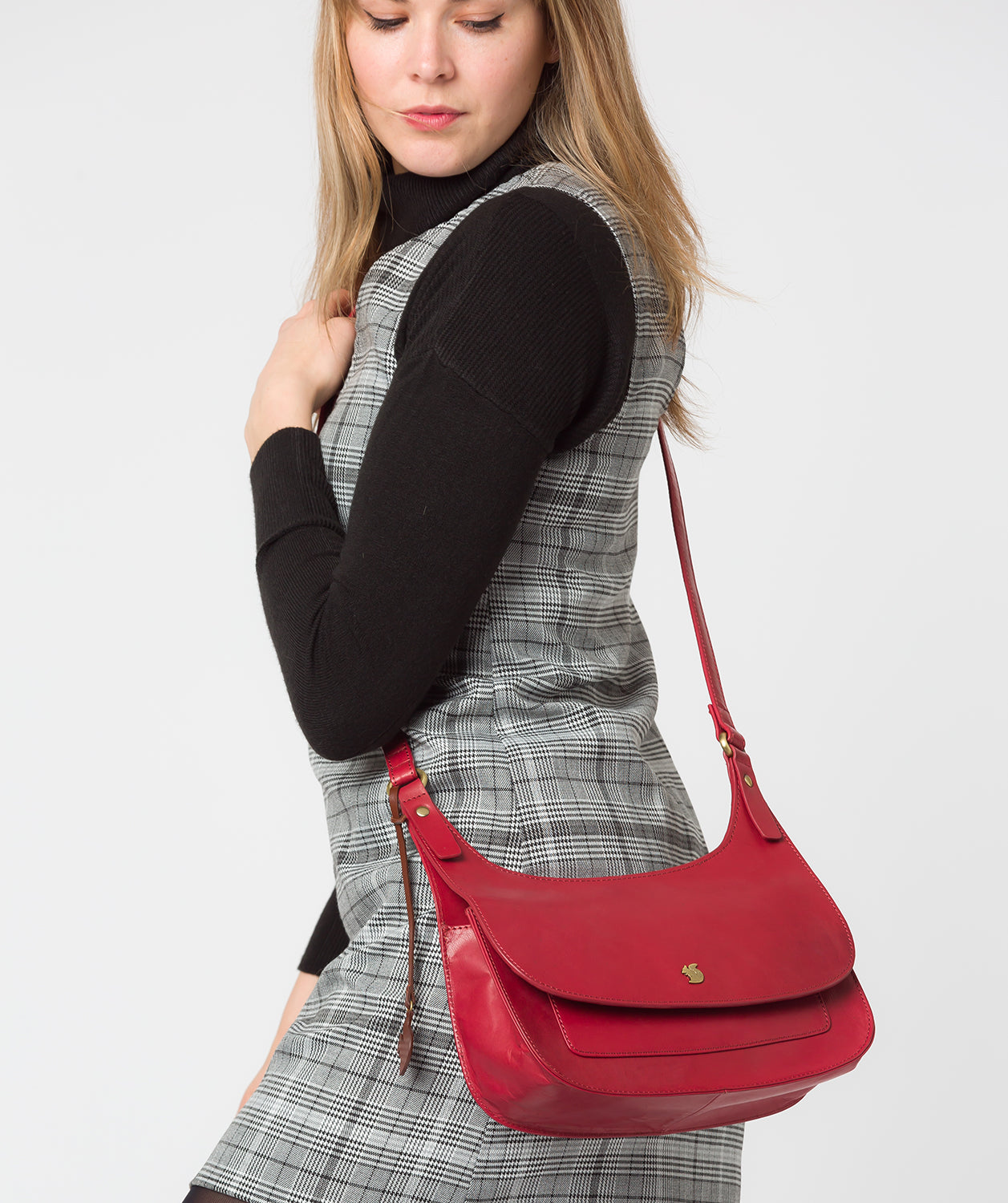 'Ellipse' Chilli Pepper Leather Cross Body Bag