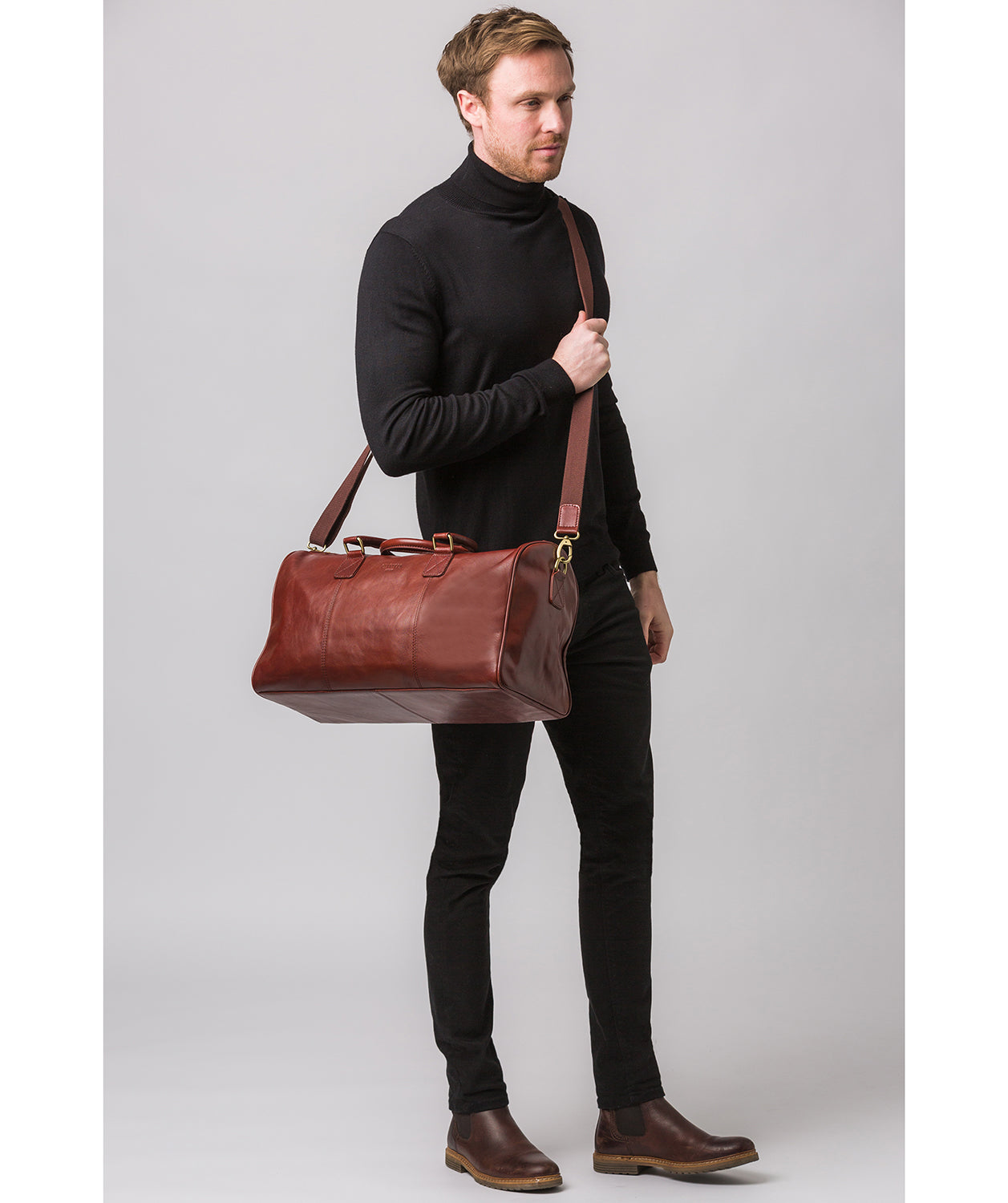 'Club' Dark Chestnut Leather Holdall