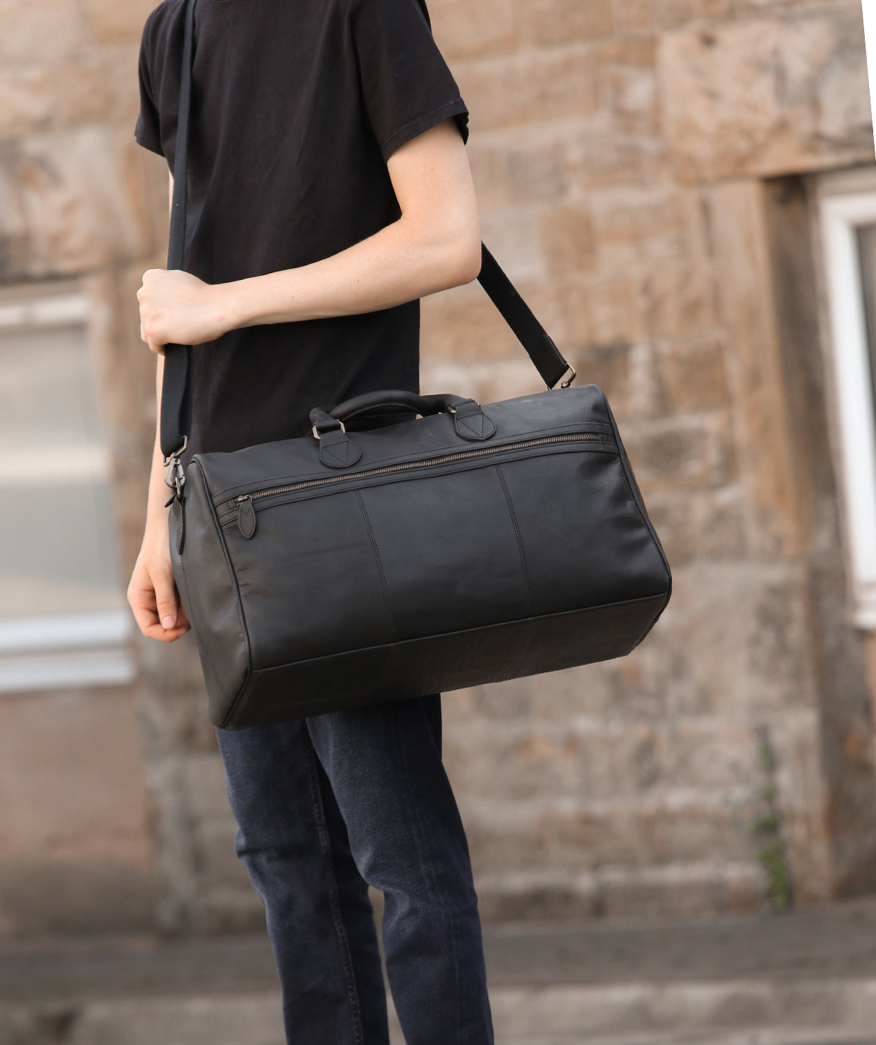 'Aviator' Matte Black Leather Holdall