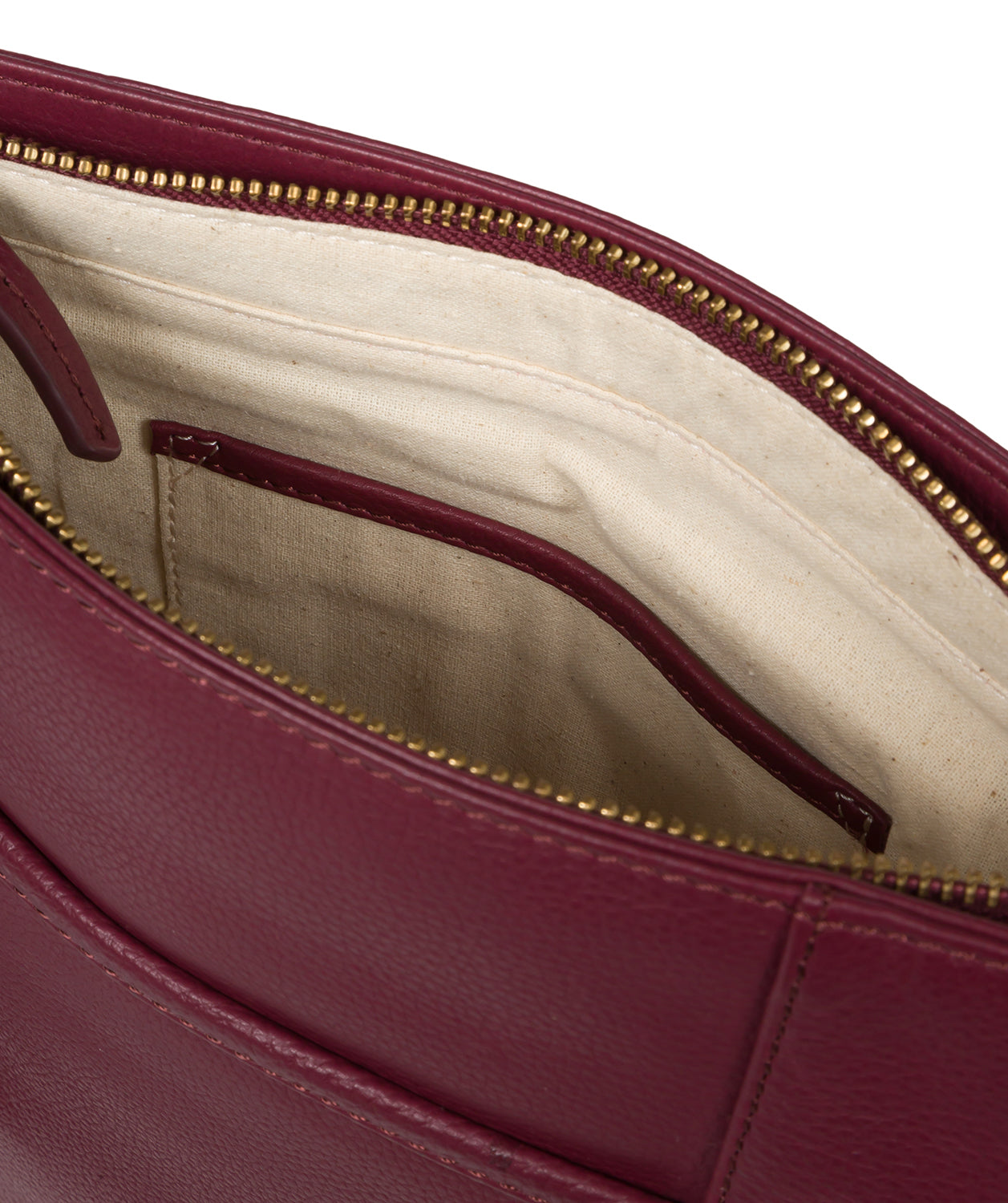 Pure Luxuries Classic Collection Bags: 'Soames' Pomegranate Leather Cross Body Bag