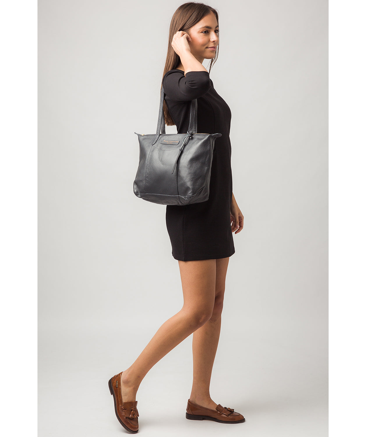 'Oval' Slate Leather Tote Bag