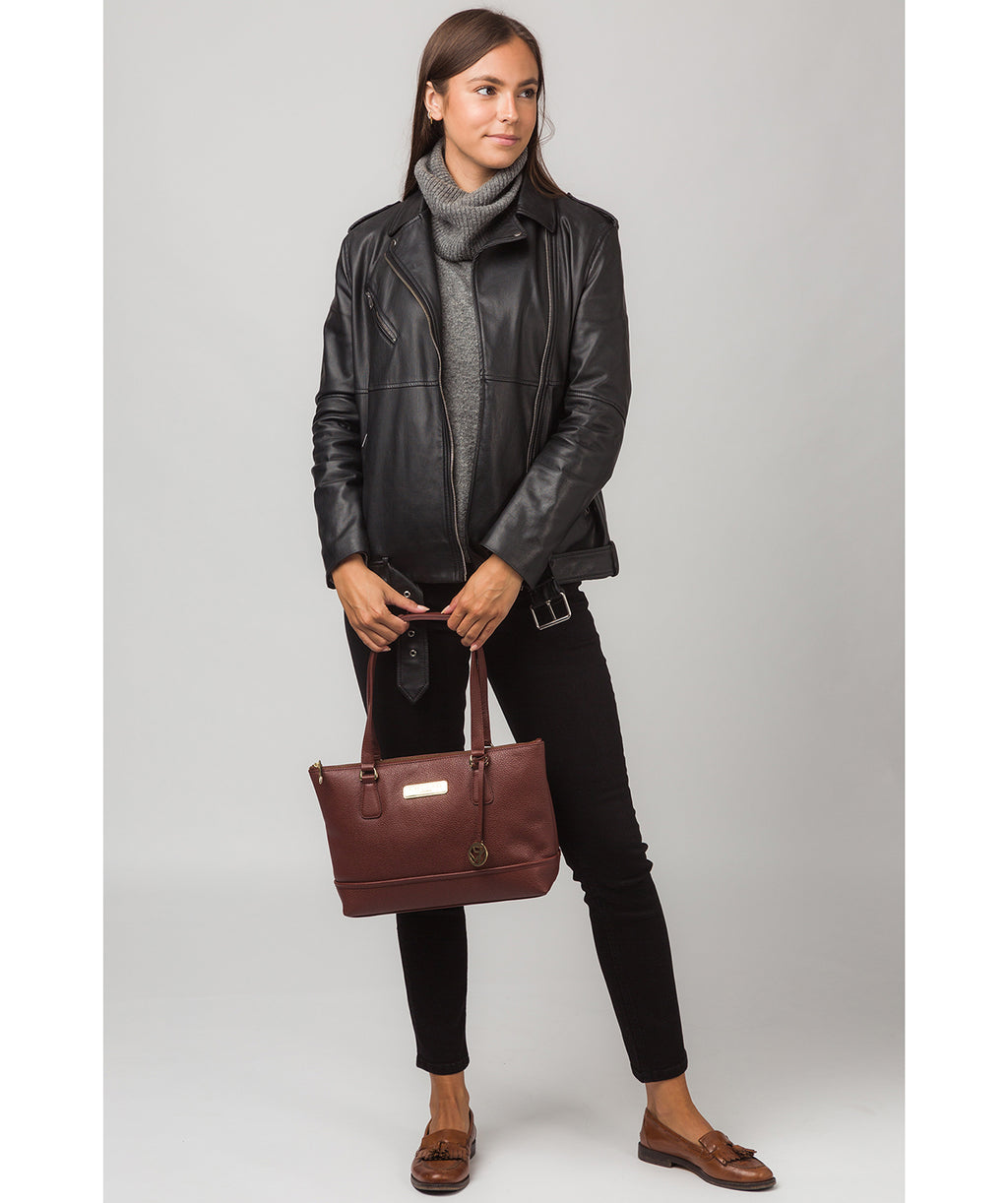 Chestnut Leather Handbag 'Keira' by Pure Luxuries – Pure Luxuries London