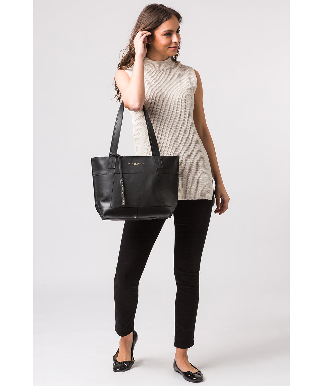 'Portslade' Jet Black Vegetable-Tanned Leather Tote Bag