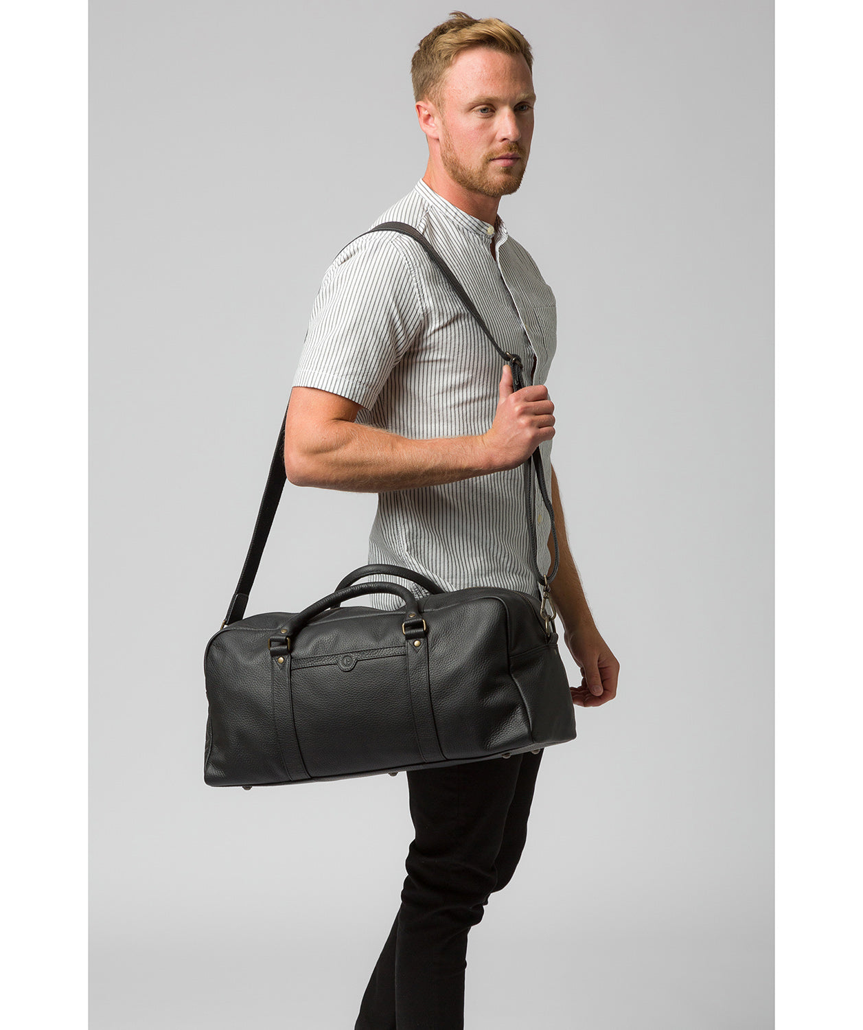 'Shackleton' Black Leather Holdall Pure Luxuries London