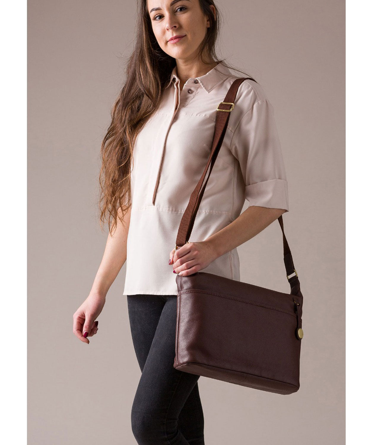 'Helmsley' Auburn & Gold Leather Shoulder Bag