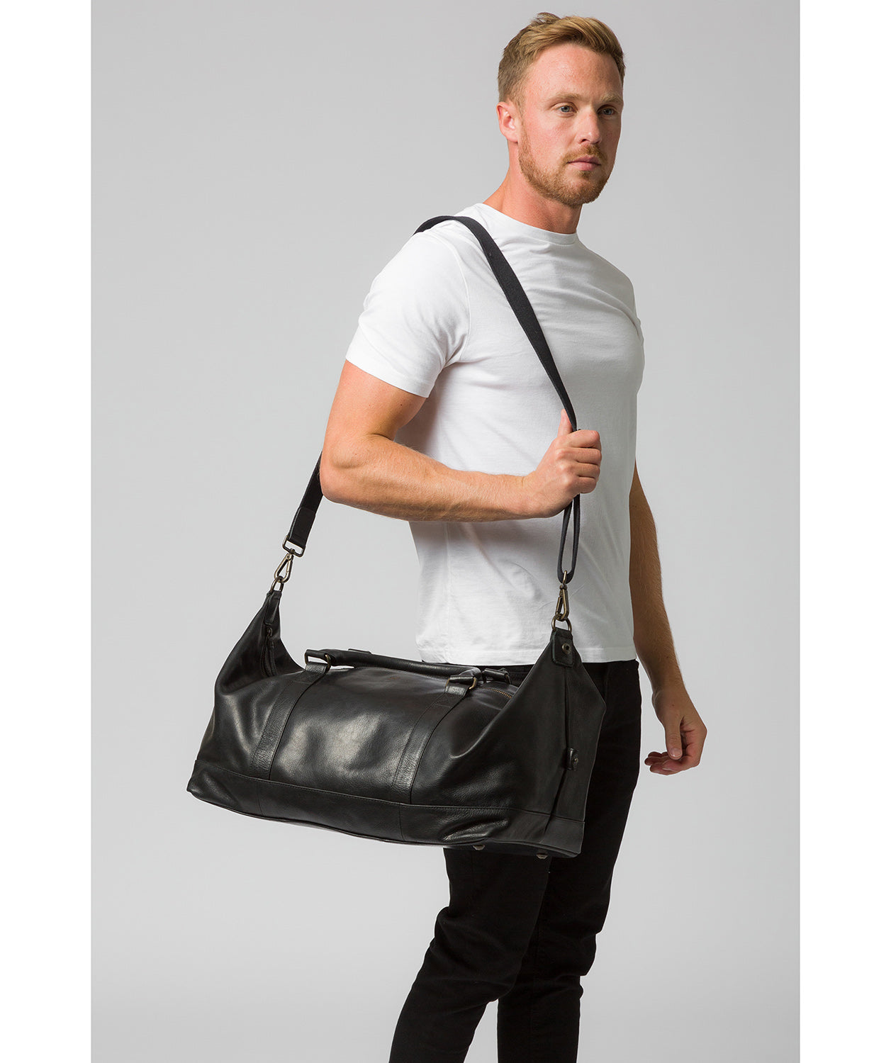 'Port' Handmade Liquorice Leather Holdall image 2